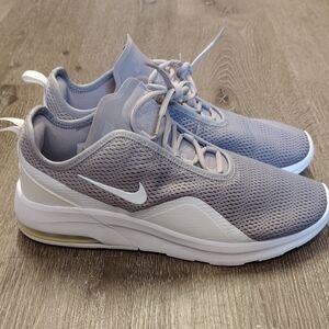 Nike Mesh Gray and White Running Shoes